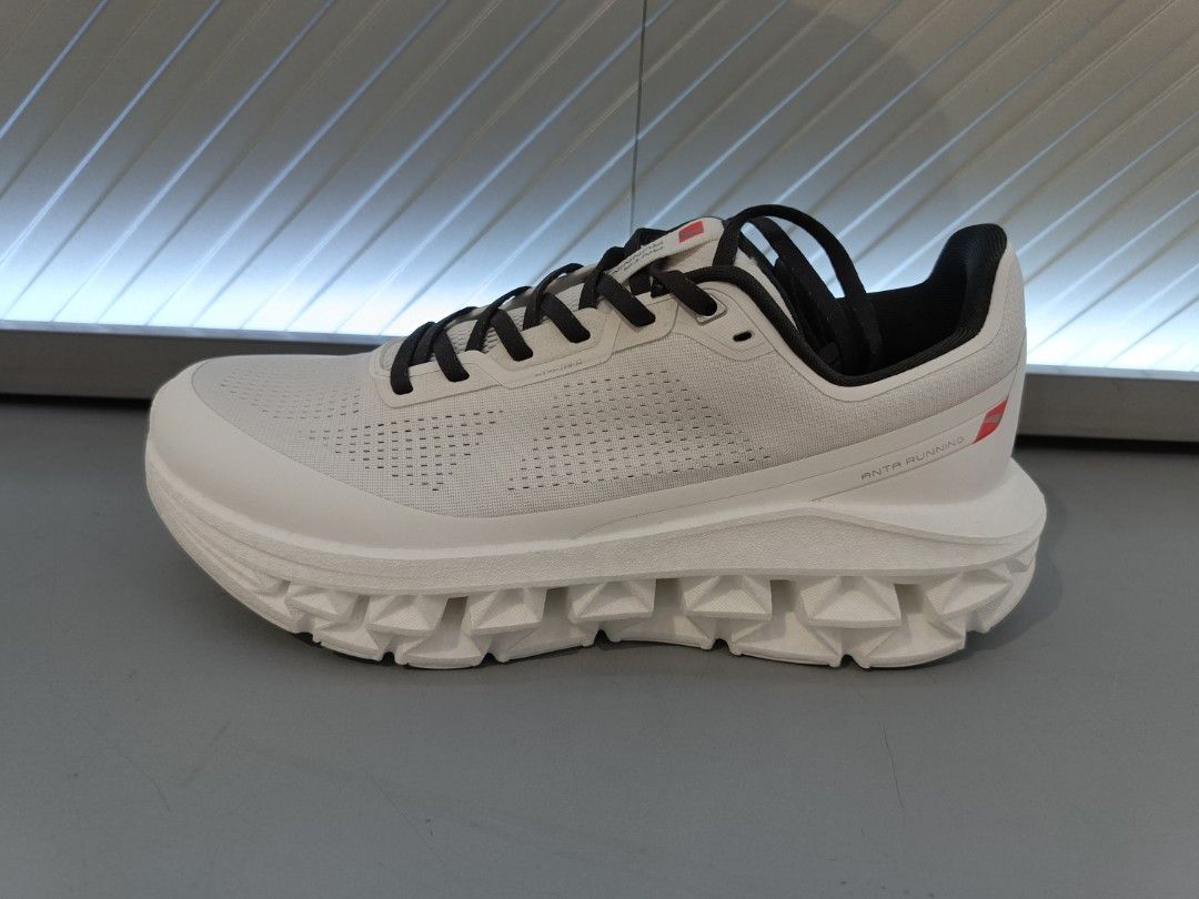 ANTA Fold Running Shoes (Category: Sneakers) located in Makati City. Submitted by sole_eater (Listing ID 1462847555, Image 1). Description: - White ANTA running shoes - Unique chunky sole design - Lightweight and breathable mesh upper - Secure lace-up closure - Ideal for running or everyday wear - Minimalist design with subtle branding.
