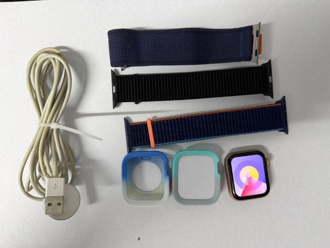 Apple Watch Series 4 40mm (Category: Wearables & Smart Watches) located in Taguig. Submitted by keitaro_17 (Listing ID 1462866646, Image 2). Description: ₱4,500 Free delivery within Taguig RFS: Nagpalit ng Watch Apple Watch Series 4 40mm ➜ watchOS: 10.6.2 ➜ Color: Gold ➜ Storage:16GB ➜ Battery Health: 100% (Newly replaced) Honest Issues (please see pics): ➜ Scratches and signs of use Package Includes: Unit, Charging cable, 3 straps, 2 protective 