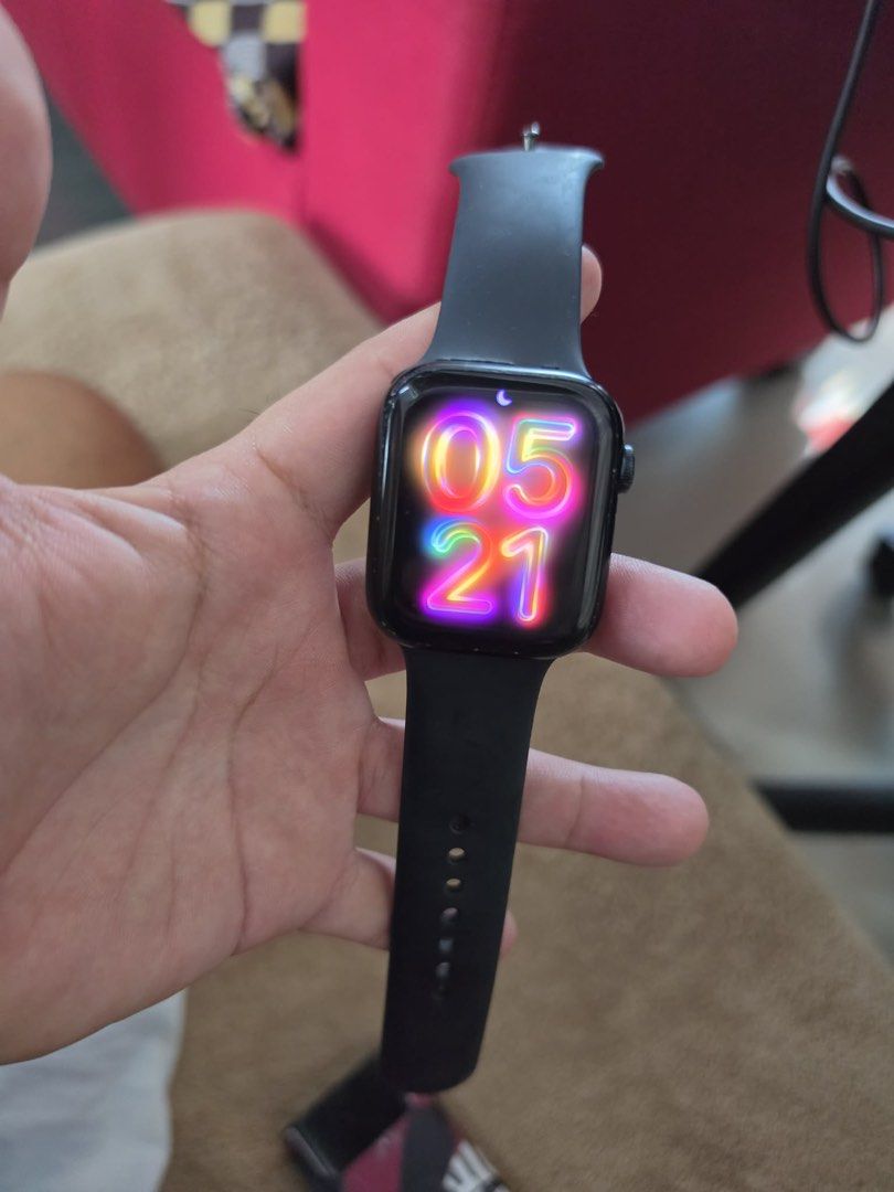 Apple Watch Series 4 GPS (Category: Wearables & Smart Watches) located in Paranaque City. Submitted by closetcoph (Listing ID 1462788040, Image 2). Description: - Apple Watch Series 4 (GPS Model) - Comes with Black Sport Band - Battery health at 79% (still functional for daily use) - Bright and clear screen - Selling because of an upgrade.
