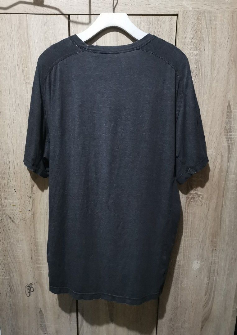 Arcteryx tee shirt (Category: Tshirts & Polo Shirts ) located in San Pedro. Submitted by thriftersthrift (Listing ID 1462870329, Image 2). Description: Width(inches) :22 Length(inches) :29 Good condition Already wash Color rate : 9.5 /10 🌵ALL ITEMS ARE FROM UKAY BALE SO MANAGE YOUR EXPECTATION 🌵 ASK SELLER FOR MORE INFORMATION COLOR MAY CHANGE TRU LIGHTING.