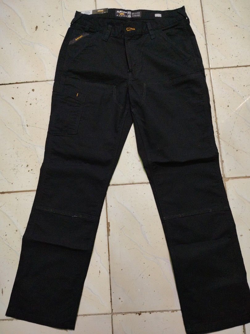 Ariat rebar relaxed straight leg (Category: Activewear) located in Cabuyao City. Submitted by litzky2971 (Listing ID 1462820308, Image 1). Description: Brand new Ariat Rebar relaxed Double front straight leg Durastretch Sz 33/32 From US.