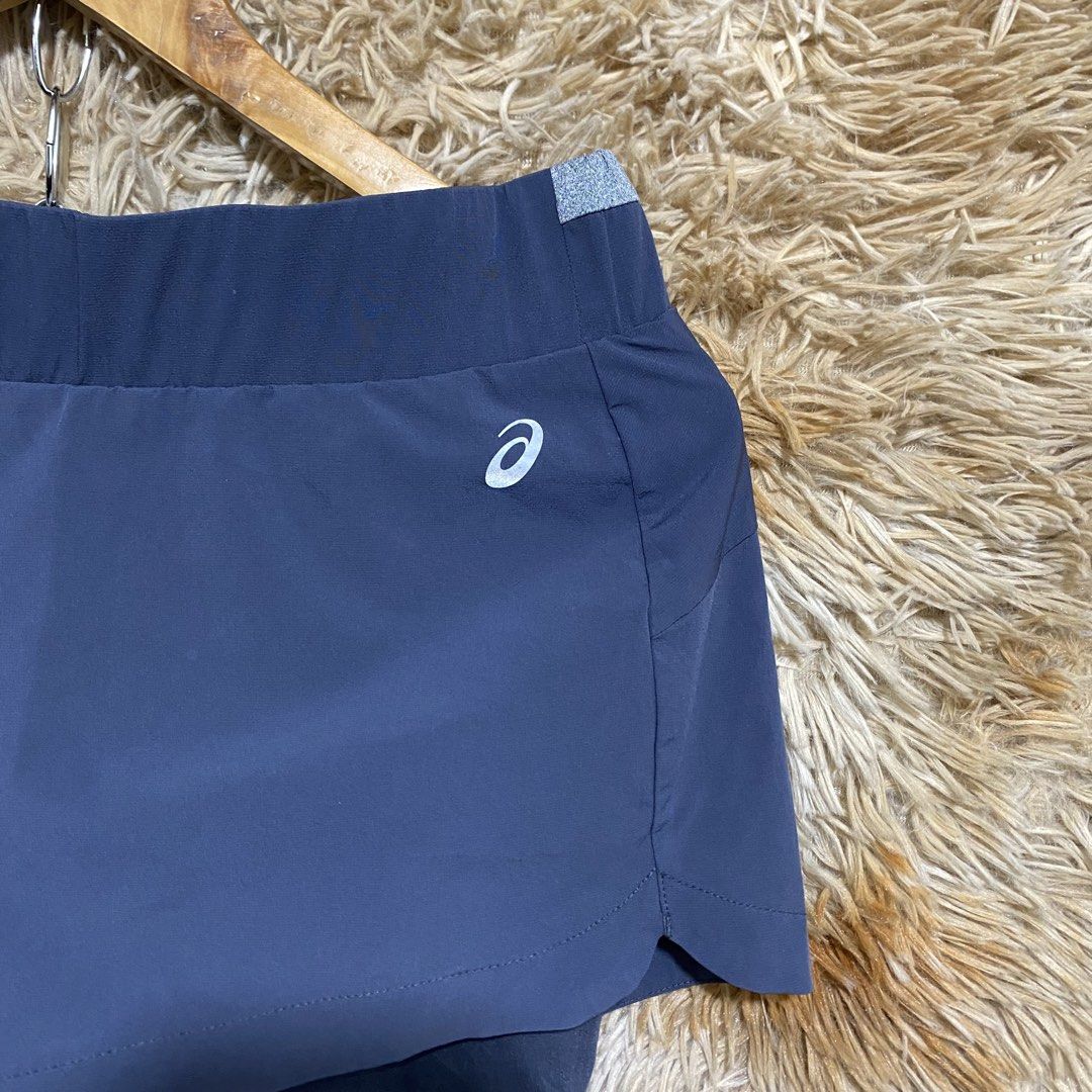 ASICS 2 IN 1 SHORTS (Category: Shorts) located in Butuan. Submitted by thriftingz143 (Listing ID 1462803078, Image 2). Description: excellent to new condition no issues, need wash only 9.5 or better color rate size 30-32 waistline .