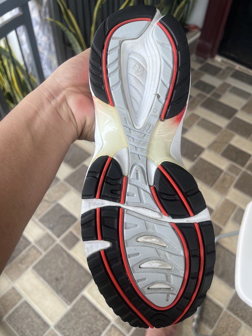 Asics Gel 1090 (Category: Casual Shoes) located in Manila. Submitted by sidethriftlg (Listing ID 1462797769, Image 3). Description: Pmpm lang manga boss Pagadian city mindanao location .