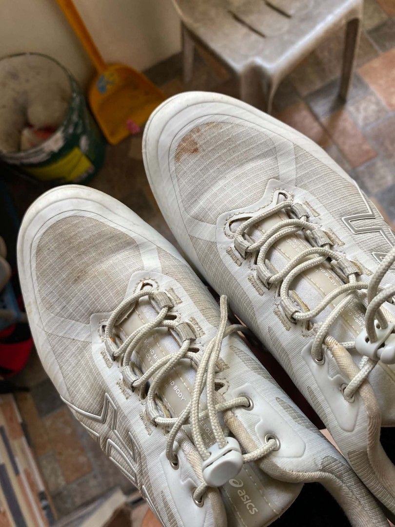 ASICS GORETEX (Category: Sneakers & Footwear) located in Manila. Submitted by aize2thrft (Listing ID 1462731815, Image 2). Description: ASICS GORETEX SHOES LIGHTLY USED NEEDWASH ONLY NO ISSUE SIZE 7/25cm.