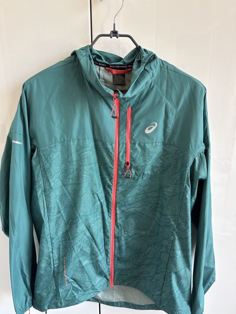 ASICS light running jacket （分類：運動服裝）位於 Hong Kong。 由 crew401 提交（商品編號 1462740607，圖片 10）。簡介： 。