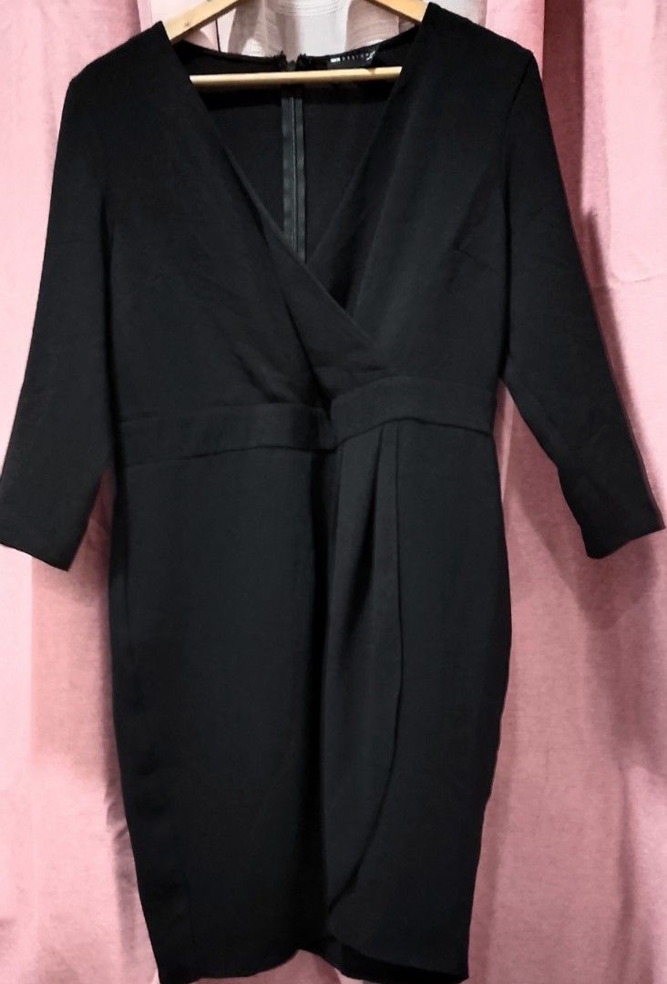 ASOS DESIGN Womens Mini Wrap Dress Black (Category: Dresses) located in Cabanatuan. Submitted by miss.maia (Listing ID 1462800530, Image 3). Description: ASOS DESIGN Womens Mini Wrap Dress Black.