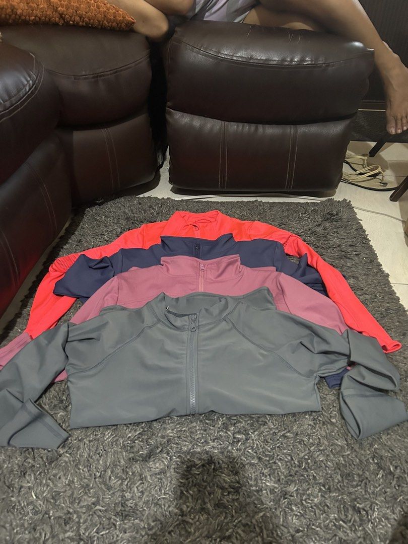 Assorted Active wear/ Pilates wear (top) (Category: Activewear) located in Agdangan. Submitted by christy_4 (Listing ID 1462821418, Image 1). Description: 200 each (all in great condition) Take all for 1000.