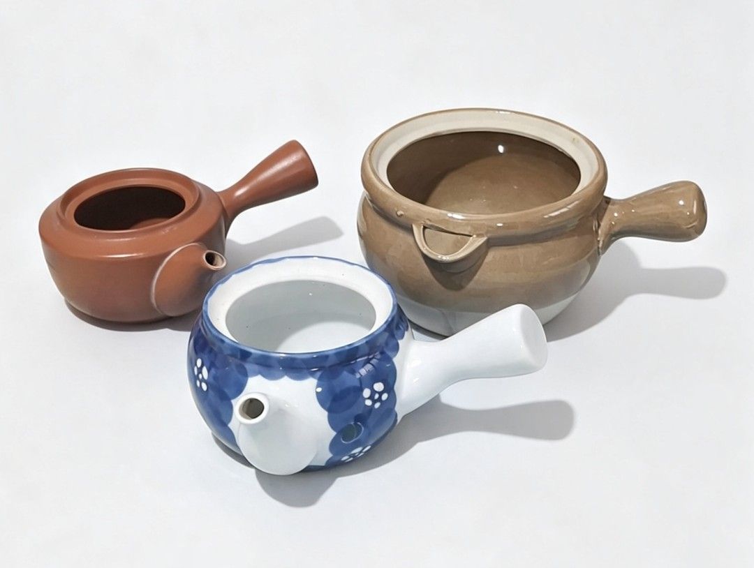 Assorted Teapots Side-Handle (Category: Other Home Decor) located in Bulacan. Submitted by gjeen (Listing ID 1462790698, Image 1). Description: - set of 3 - can be used as display or cactus pots - no lids.