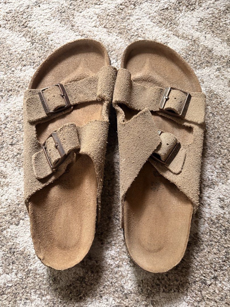 Auth Preloved Birkenstock Arizona (Category: Slippers & Slides) located in Paranaque City. Submitted by silentstone.dolphin (Listing ID 1462773197, Image 2). Description: Suede Leather.. Taupe Color.. Brass Buckle.. Size 42RF.. Clean&Ready to Wear..👌 Super Gwapo in Actual😍 .