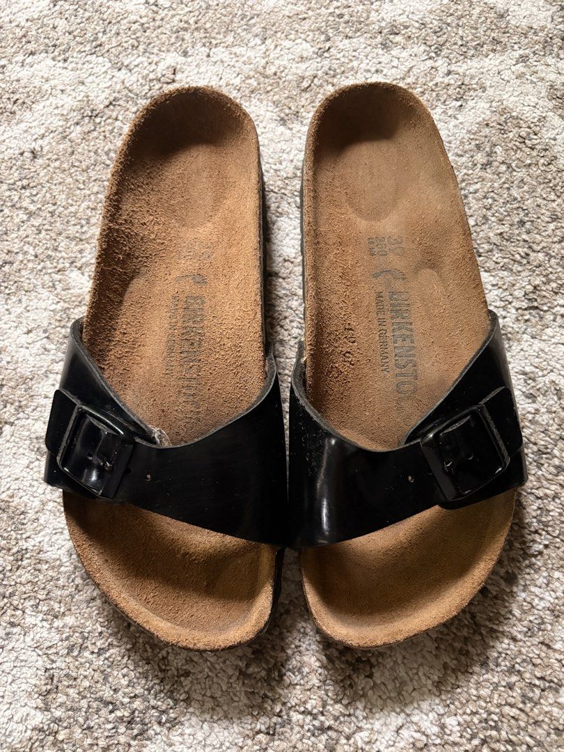 Auth Preloved Birkestock Madrid (Category: Slippers and slides) located in Paranaque City. Submitted by silentstone.dolphin (Listing ID 1462773940, Image 1). Description: Patent Black Strap.. Visible Print.. Size 39N.. Super Nice in Actual😍 .