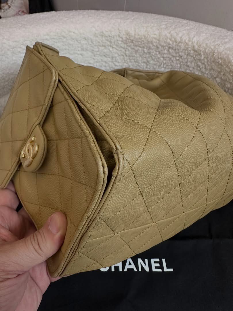 Authentic Chanel (Category: Luxury Bags & Wallets) located in Manila. Submitted by chloe_luxuries (Listing ID 1462704386, Image 3). Description: Guaranteed Original Chanel 25 medium size in caviar leather gold hardware mirochipped Still in excellent condition Comes with dustbag Pm for those interested .