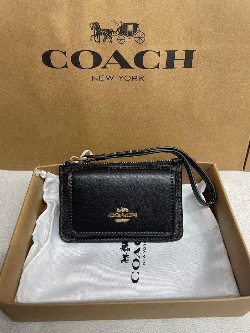 Authentic Coach Wristlet for Women (Category: Wallets & Card holders) located in Manila. Submitted by miunicahija06 (Listing ID 1462831005, Image 3). Description: Now Available!!!* Reserve yours now.. Super nice in actual 😍 Original Mall pull out ✔️New Arrival ✔️Brandnew ✔️With inclusions RESELLERS ARE WELCOME!!! 🥰 DM FOR DISCOUNT.