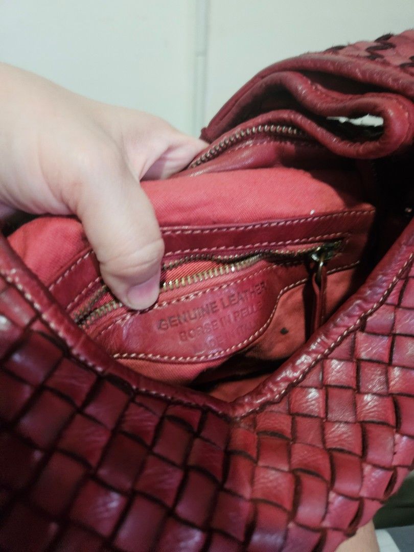 Authentic Italian Leather Bag (Category: Shoulder Bags) located in Manila. Submitted by adaptingminimalism (Listing ID 1462738793, Image 3). Description: - Distressed Italian Leather - Woven hobo bag - Secure zipper closure - Interior zippered pocket for organization - Spacious design, ideal for everyday carry - High-quality bought from Samu't Sari Its Mae's Choice (FB).