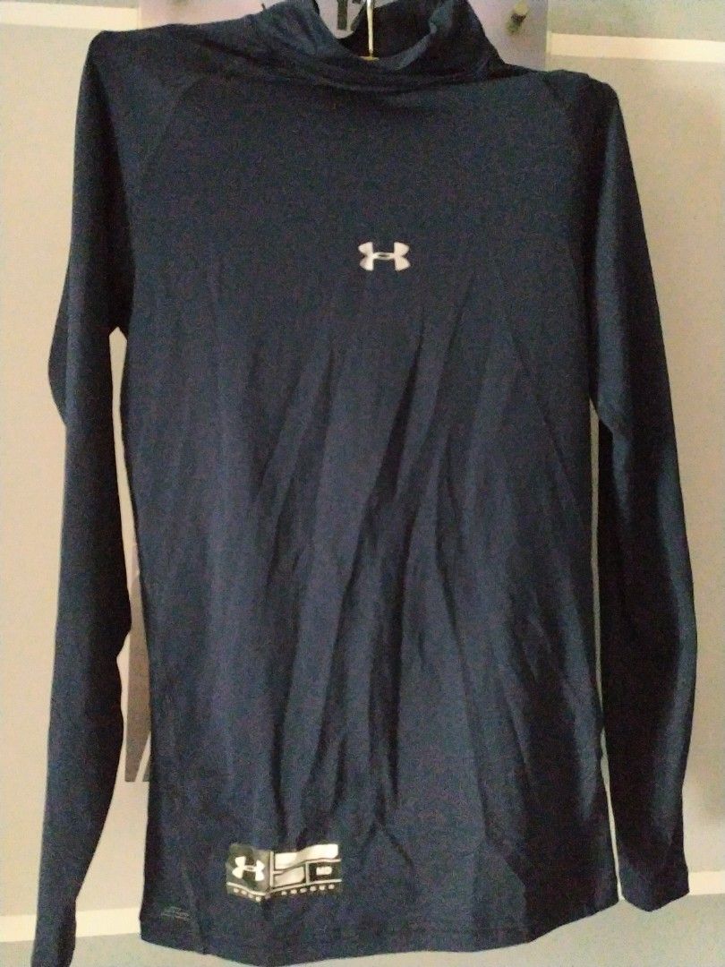 Authentic under armour rushguard (Category: Babies & Kids Fashion) located in Manila. Submitted by timtam04 (Listing ID 1462742479, Image 1). Description: width 15-16inch length 23inches.