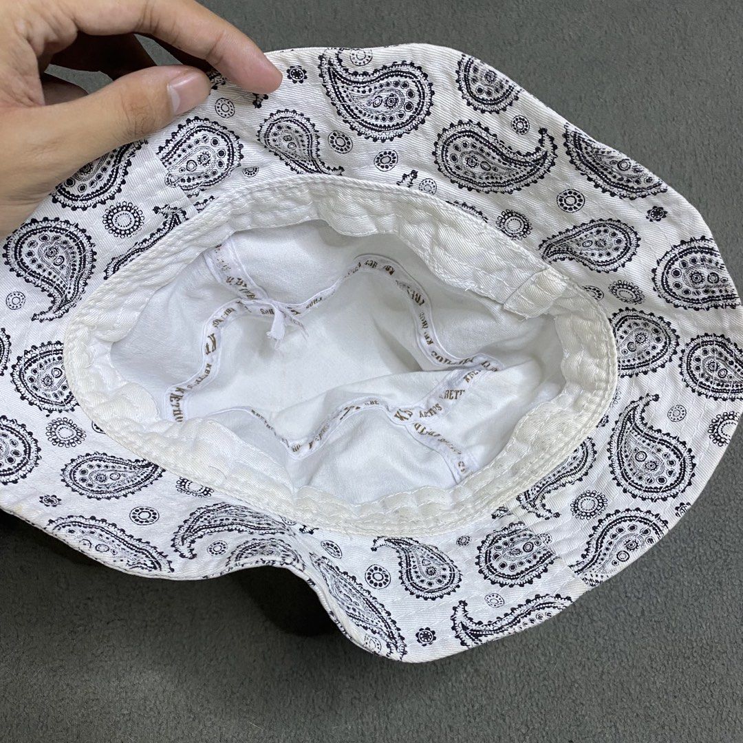 Bandana Bucket Hat (Category: Caps & Hats) located in Dasmarinas. Submitted by slime_thrifts (Listing ID 1462774996, Image 3). Description: Bandana Bucket Hat One size fits all Excellent Need wash only ₱100 + sf.