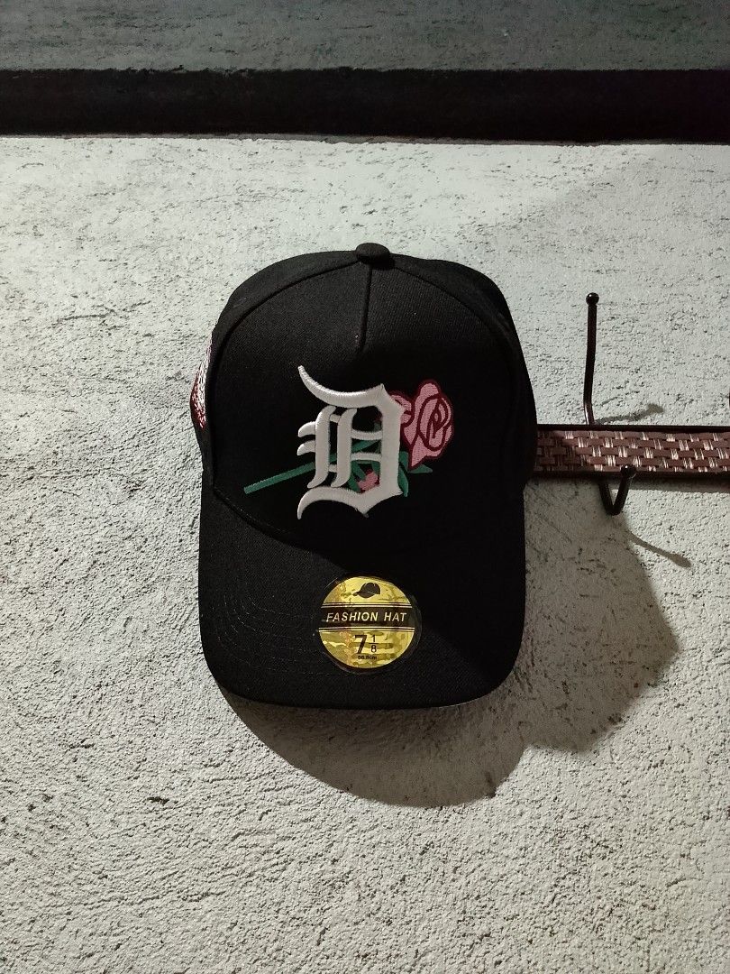 Baseball Caps (Category: Caps & Hats) located in Manila. Submitted by adclofnd (Listing ID 1462831678, Image 2). Description: - Blue Dodgers baseball cap - Red and black caps with LA logos - Tan baseball cap - Red cap with 'Los Angeles' script - All perfect for casual, everyday wear - Simple caps, bigger vibes!.