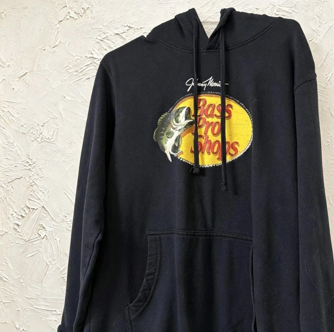 Bass Pro Shops Hoodie Jacket (Category: Coats, Jackets and Outerwear) located in Manila. Submitted by iceman_17 (Listing ID 1462871658, Image 2). Description: Bass Pro Shops Hoodie Jacket Size XL on tag.