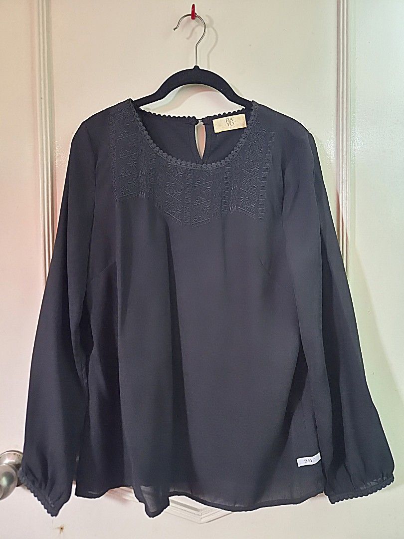 Bayo - Black Longsleeves (Large) (Category: Longsleeves) located in Las Pinas. Submitted by ajbash (Listing ID 1462721688, Image 1). Description: .
