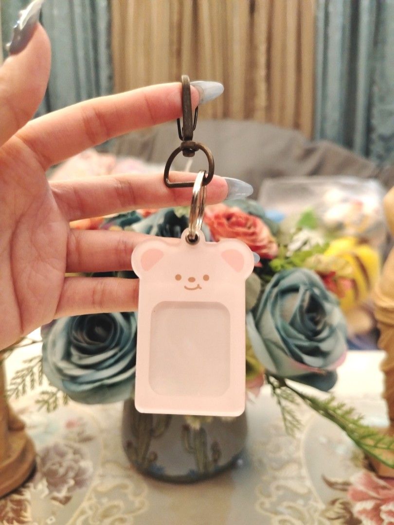 Bear Acrylic Photo Holder Keychain Charm (Category: Character Goods) located in San Fernando. Submitted by jpmarketplace2023 (Listing ID 1462798633, Image 1). Description: 💚 All items are authentic from Japan. 💛 MOP: GCash (❌️ GCash Protect) 🩵 MOD: LBC only (❌️ S. Checkout, COD, COP) 💙 Meet-up: Vista Mall, San Fernando, Pampanga 💜 All items are on-hand. 🧡 First to pay gets the item first. ❤️ Breakable items are packed with care and caution.