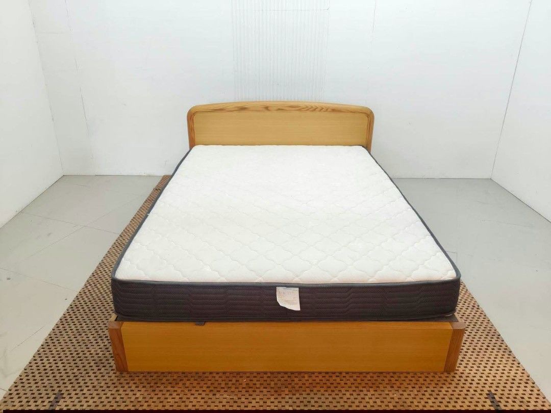 Bed Set double (Category: Bed Frames & Mattresses) located in Meycauayan. Submitted by marygracecasimiro (Listing ID 1462738443, Image 1). Description: Wooden Double Size Bed Set with Pull Out Drawer Price: 19,900 Frame: 58 x 78.5 x 29.5/9 Mattress: 55 x 75 x 7.5 In good condition💜💜.