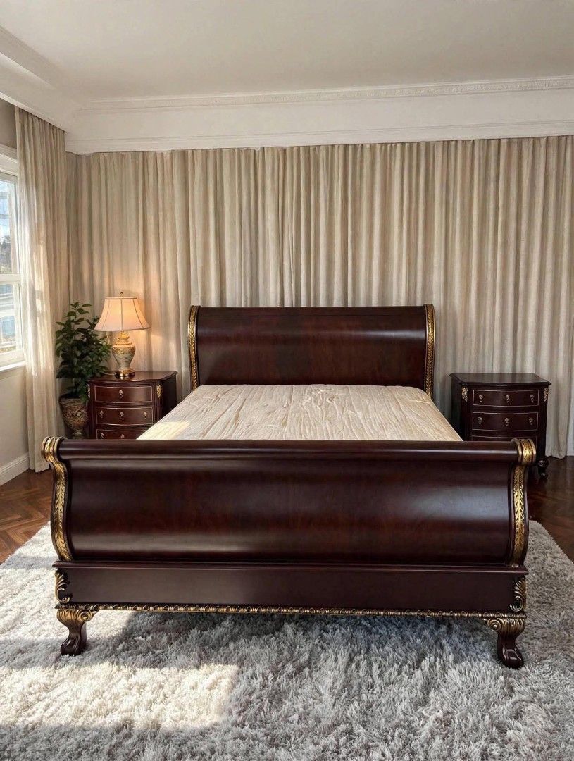 Bed Set King (Category: Bed Frames & Mattresses) located in Meycauayan. Submitted by marygracecasimiro (Listing ID 1462699736, Image 3). Description: available Elegant Bed set King size firm and thick foam with full solidwood frame.
