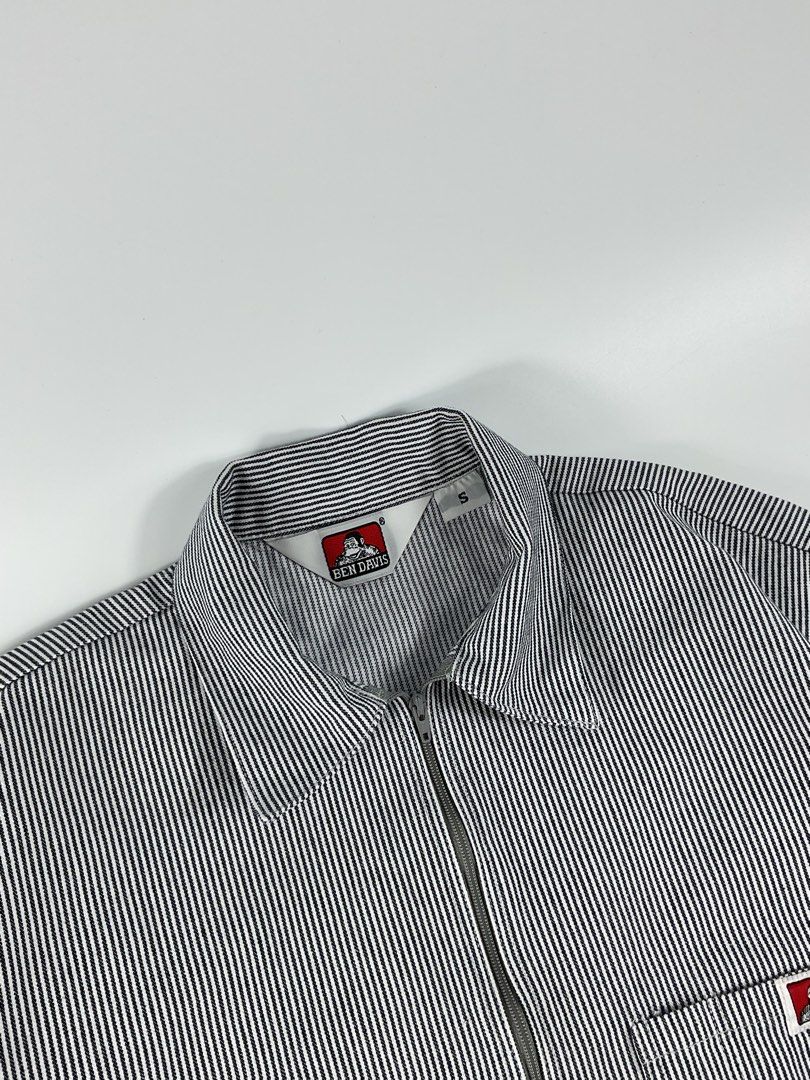 Ben Davis - Pinstripe Qzip Polo (Category: Activewear) located in Mabalacat. Submitted by seanthep (Listing ID 1462761552, Image 3). Description: Ben Davis - Pinstripes Quarter zip Polo Width: 21” Length: 26” In very good condition - No stains & No pinholes.