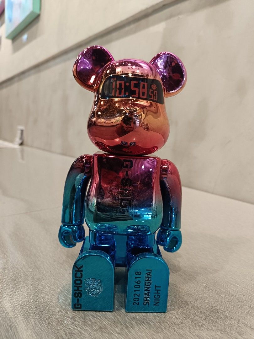 BE@RBRICK x Casio G-Shock "Shanghai Night" 400% (Category: Designer & Blind Box Toys) located in Quezon City. Submitted by cyrus_0918.sept (Listing ID 1462849398, Image 3). Description: .