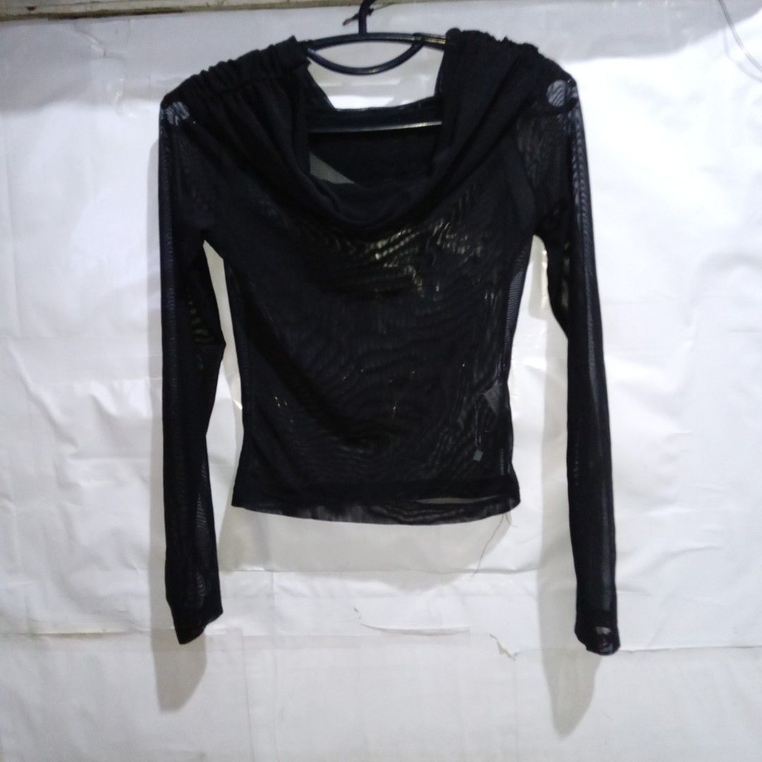 Black Mesh Long Sleeve Crop Top (Category: Longsleeves) located in Manila. Submitted by cian.collectives (Listing ID 1462818397, Image 1). Description: ✨ Title: Black Mesh Long Sleeve Crop Top Description: Fit to S-L, Can do many styles like half shoulder, asymmetrical top, and more. Perfect for sexy and casual wear. Price: 100.00 Flaws: none Payment Methods: Gcash, Maya (Payment First - No COD) 📍 Note: PLEASE MANAGE YOUR EXPECTATIONS, PRELOVED 