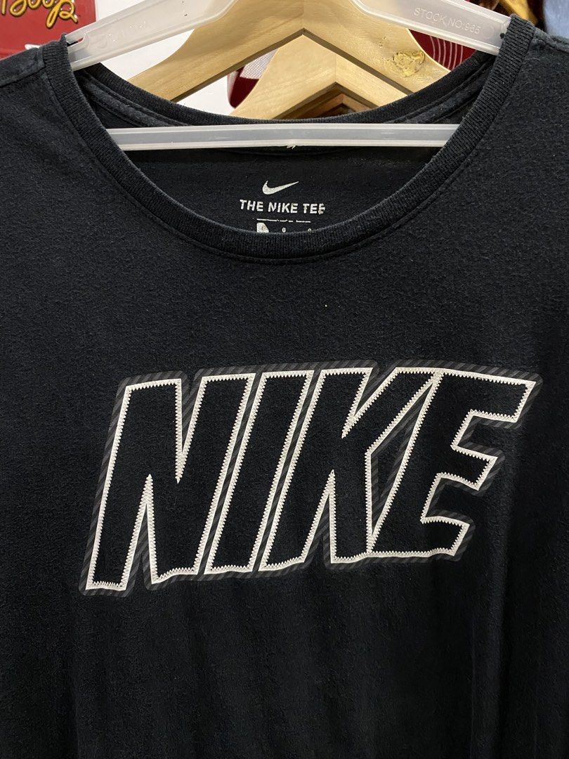 Black Nike Tee T-Shirt (Category: Tshirts & Polo Shirts ) located in Taguig. Submitted by jhayarpuen15676 (Listing ID 1462776341, Image 3). Description: - Classic black Nike t-shirt - Iconic white outline Nike logo on chest - Comfortable fabric - Ideal for casual wear or workouts - Size: Large (L) - Dimes 22.5x29.5.