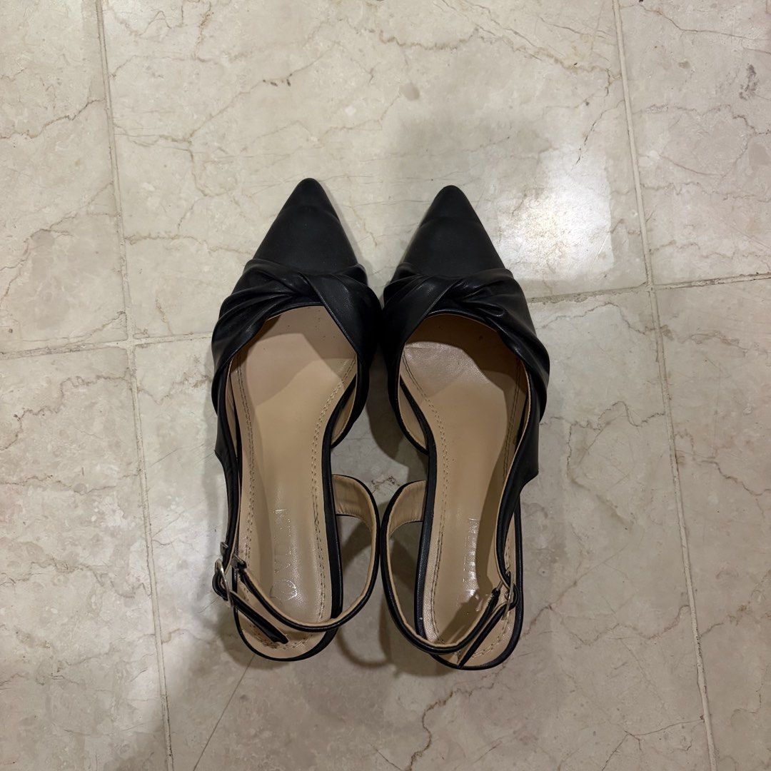 Black Pointed Toe Slingback Heels (Category: Heels) located in Manila. Submitted by chloudyday (Listing ID 1462836938, Image 2). Description: - Lightly used only. - Super comfortable to walk with! .
