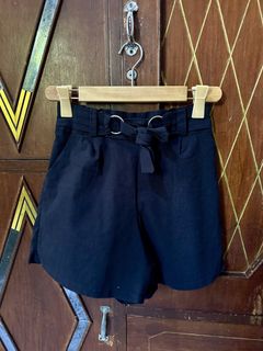 (Category: ) located in . Submitted by elledepartment (Listing ID 1462701071, Image 1). Description: .