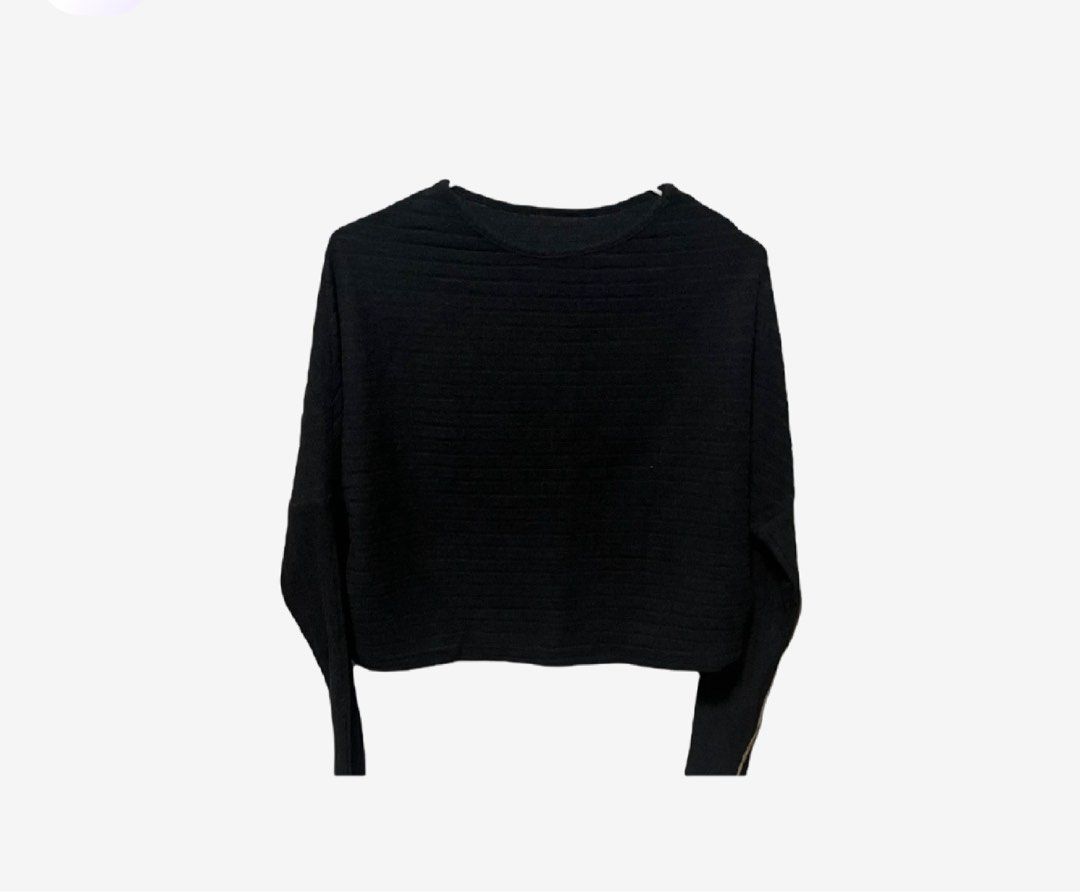 Black Textured Long Sleeve Sweater (Category: Longsleeves) located in Manila. Submitted by purpleeeshop (Listing ID 1462709677, Image 1). Description: - Black sweater with textured horizontal stripe pattern - Long sleeves - Crew neckline - Relaxed fit - Ideal for layering or wearing on its own - Versatile styling with jeans or skirts.