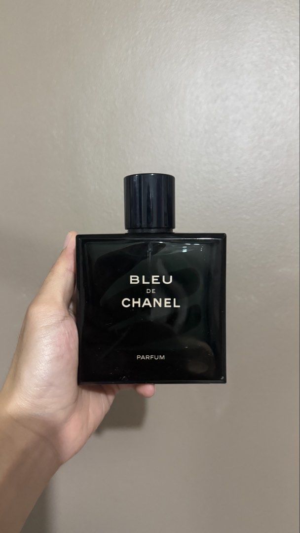 Bleu de Chanel Parfum 3-5/150ML Bottle BDC (Category: Fragrance & Deodorants) located in Quezon City. Submitted by keywayelih (Listing ID 1462825229, Image 2). Description: SELLING P500.00 BDC PARFUM 150ML (3-5ML REMAINING) - Authentic Bleu De Chanel Parfum BDC - 3-5/150ml Remaining in 150ML Bottle -With Box RFS: Decluttering MOP: GCash, Maya, Bank Transfer, Cash MOD: Grab, Lalamove, Pickup Location: West Avenue, QC.