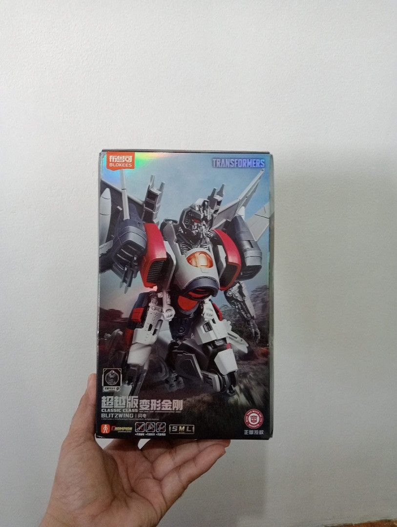 BLOKEES Transformers Blitzwing (Category: Figurines & Statues) located in Muntinlupa City. Submitted by mcnigel84 (Listing ID 1462759335, Image 3). Description: - BLOKEES Transformers Blitzwing action figure - Classic class collectible - Brand new in original packaging - Highly detailed design - A must-have for Transformers fans and collectors.