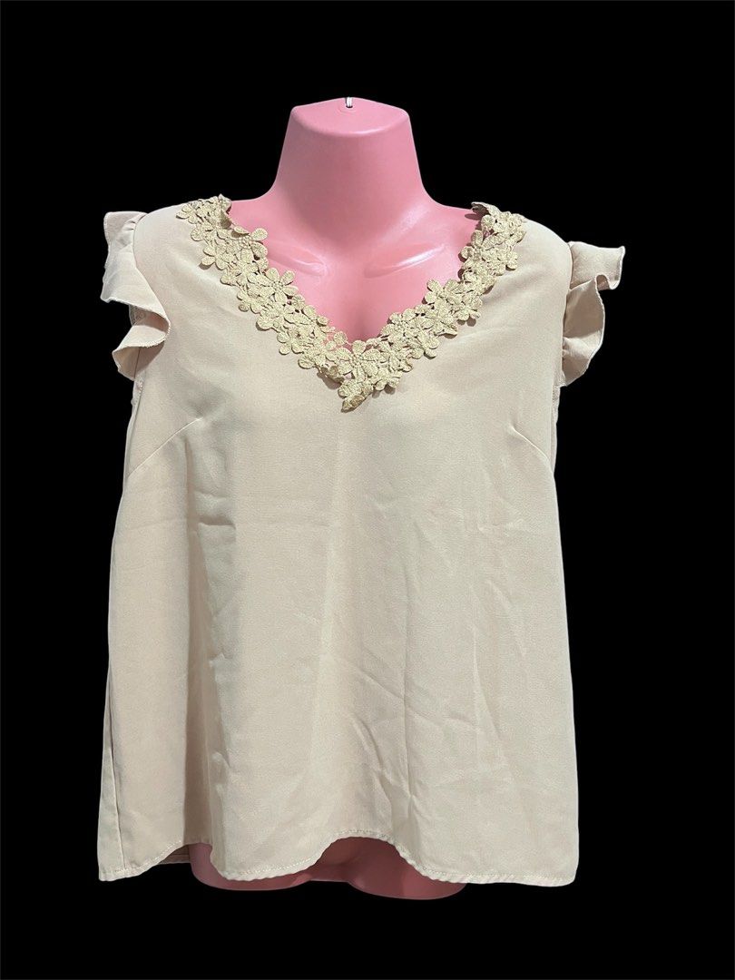 Blouses for sale — place your bids! (Category: Blouses) located in Taguig. Submitted by collectionsbykhrisna (Listing ID 1462865431, Image 3). Description: Blouses for sale — place your bids! Starting at Php 30 .
