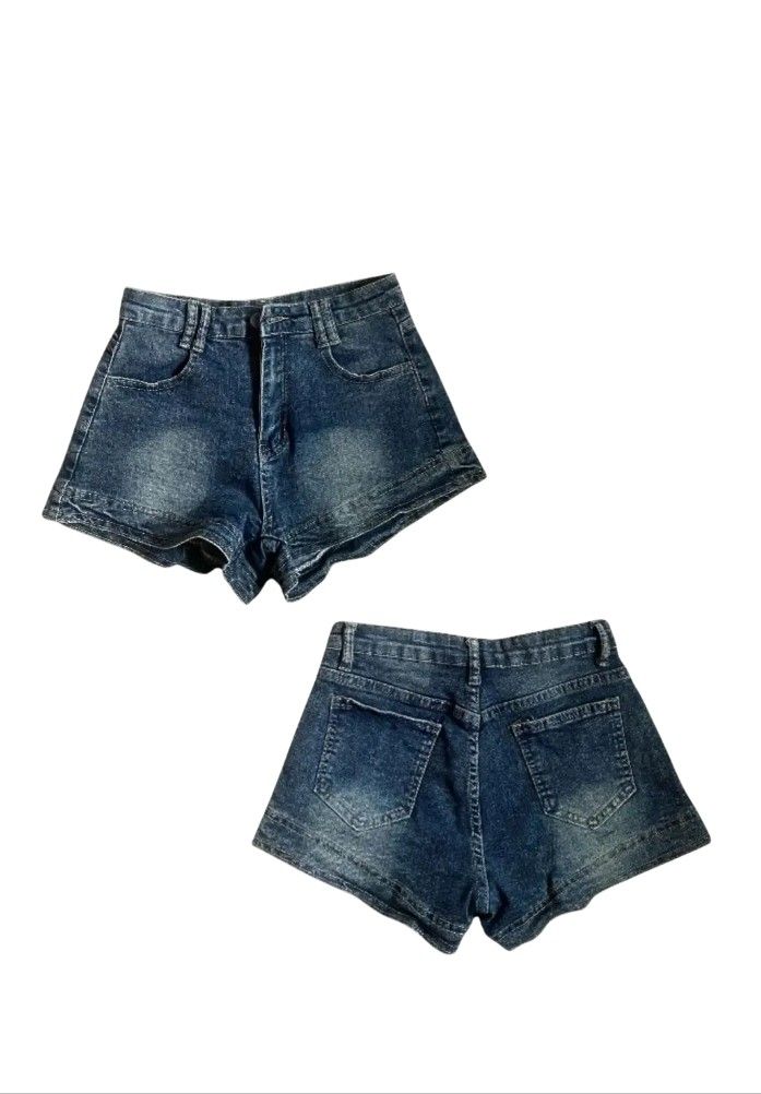 Blue Denim Shorts (Category: Shorts) located in Tiaong. Submitted by cdoswan (Listing ID 1461561712, Image 1). Description: - Cute blue denim shorts - Classic five-pocket style - Vintage faded wash - Rolled hem detail - Ideal for casual wear - Versatile: pairs easily with any top -WAIST: 24 inches.