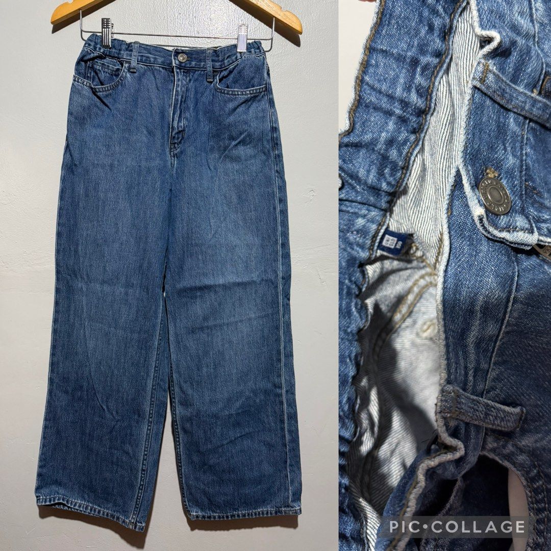 Blue Denim Wide Leg Jeans (Category: Jeans) located in Malabon City. Submitted by annshopable_ (Listing ID 1462739971, Image 1). Description: - Classic blue denim jeans - Wide leg cut for a relaxed fit - Button and zip closure - Two side pockets and two back pockets - Versatile for everyday wear - Easy to style up or down.