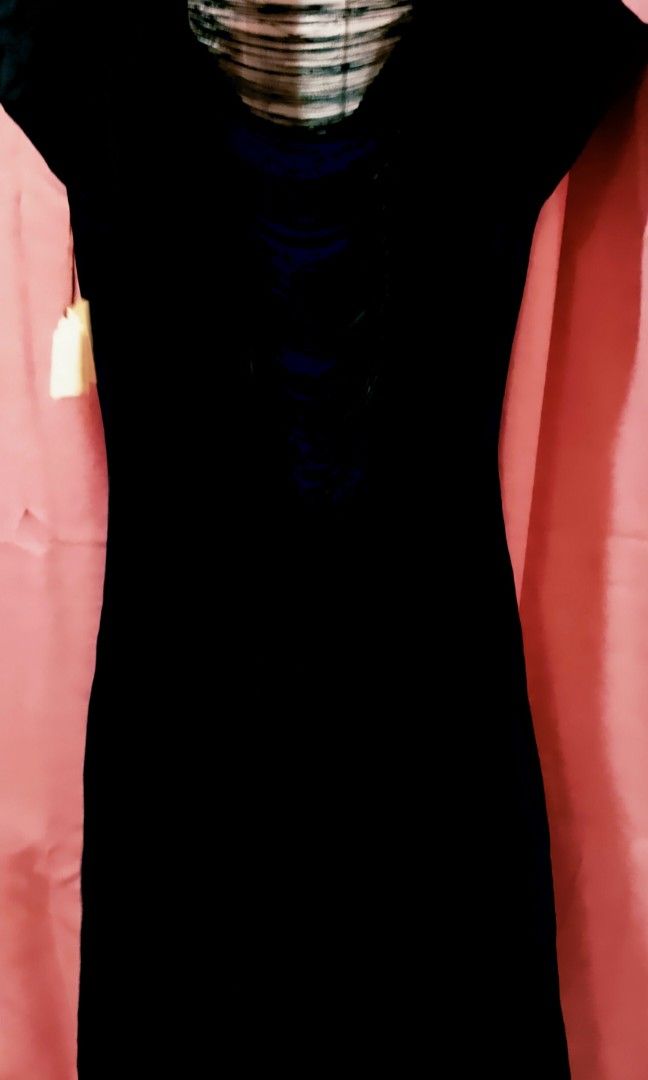 BNWT Emma&Gaia Dress Medium (Category: Dresses) located in Cabanatuan. Submitted by miss.maia (Listing ID 1462806975, Image 3). Description: Brand: Emma&Gaia Style: Crudelia (inspired by a dramatic, Cruella-like aesthetic) Color: Nero Crudelia (Cruella Black) Size: IT 42 (US 6 / Medium) HKD 1,928 is equal to approximately ₱14,100 (Philippine Pesos), based on recent exchange rates where 1 HKD equals roughly ₱7.31 ‼️selling love for only 680 only B
