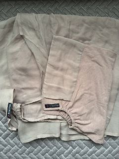 (Category: ) located in . Submitted by nuryam (Listing ID 1462734703, Image 1). Description: .