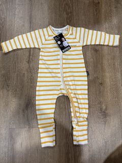 (Category: ) located in . Submitted by preettyythingspreloved (Listing ID 1462718916, Image 1). Description: .