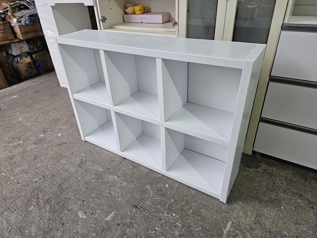 Book Shelf / Display ‼️₱3800‼️ (Category: Shelves, Cabinets & Racks) located in Quezon City. Submitted by ledamadel (Listing ID 1462764253, Image 2). Description: Book Shelf / Display ‼️₱3800‼️ ✔L-47 H-32.5 W-11 inches 📏 ✔Laminated 🔖 ✔️Compress & Mdf Back! 💢 ✔Scratches As-is! 👌 Location: 40 Aplaya St Napocor Vill. Tandang Sora Quezon City. For inquiry please Pm us or Call. 09066885859 Please like our page thanks! 👇👇👇👇 Kmaoshop #japansurpl
