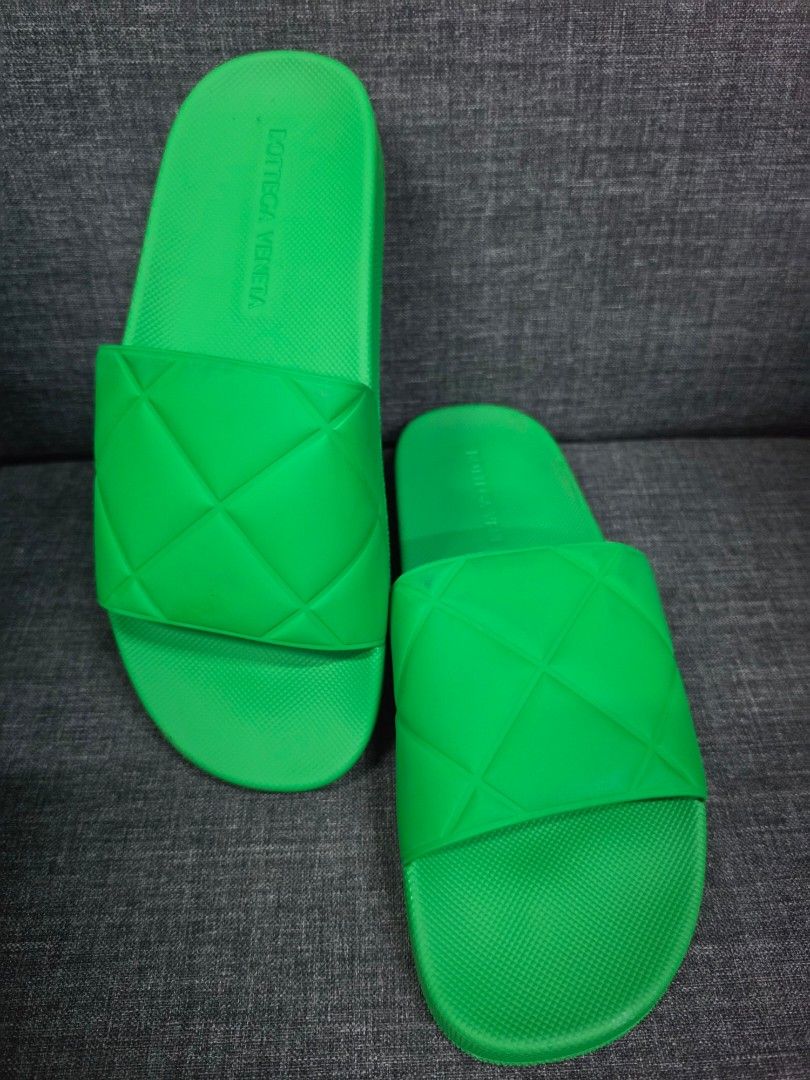 Bottega Veneta Slides (Category: Slippers & Slides) located in General Trias. Submitted by rb_collezione (Listing ID 1462829497, Image 2). Description: Original Bottega Veneta Likenew Condition.