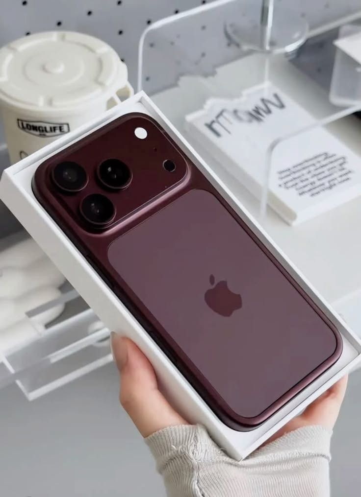 Brandnew Iphone 18 (Category: iPhone 18 Series) located in Davao. Submitted by bybeverly (Listing ID 1462832345, Image 1). Description: ‎BRANDNEW NTC IPHONE 18 ‎ ‎Available : ‎ ‎iPhone 18 Pro max ‎1 TB- ‎Burgundy (3) 170k ‎Black (1) 170k ‎ ‎512GB ‎Burgundy (2+2) 139k ‎Glacier (2) 136k ‎Black (1) 134k ‎ ‎256GB ‎Burgundy (7) 128k ‎Black (1) 127k ‎ ‎iPhone 18PRO ‎ ‎256 black (1) 102k.