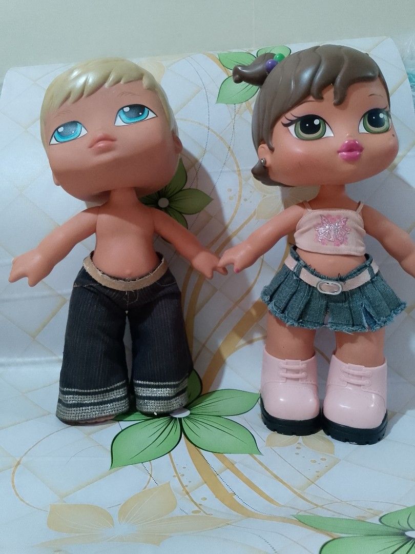 Brat Big Dolls (Category: Kids Toys) located in Pulilan. Submitted by ginacunanan (Listing ID 1462879383, Image 3). Description: Brats Big Dolls (second hand) *yasmine slightly small scratch on eye.