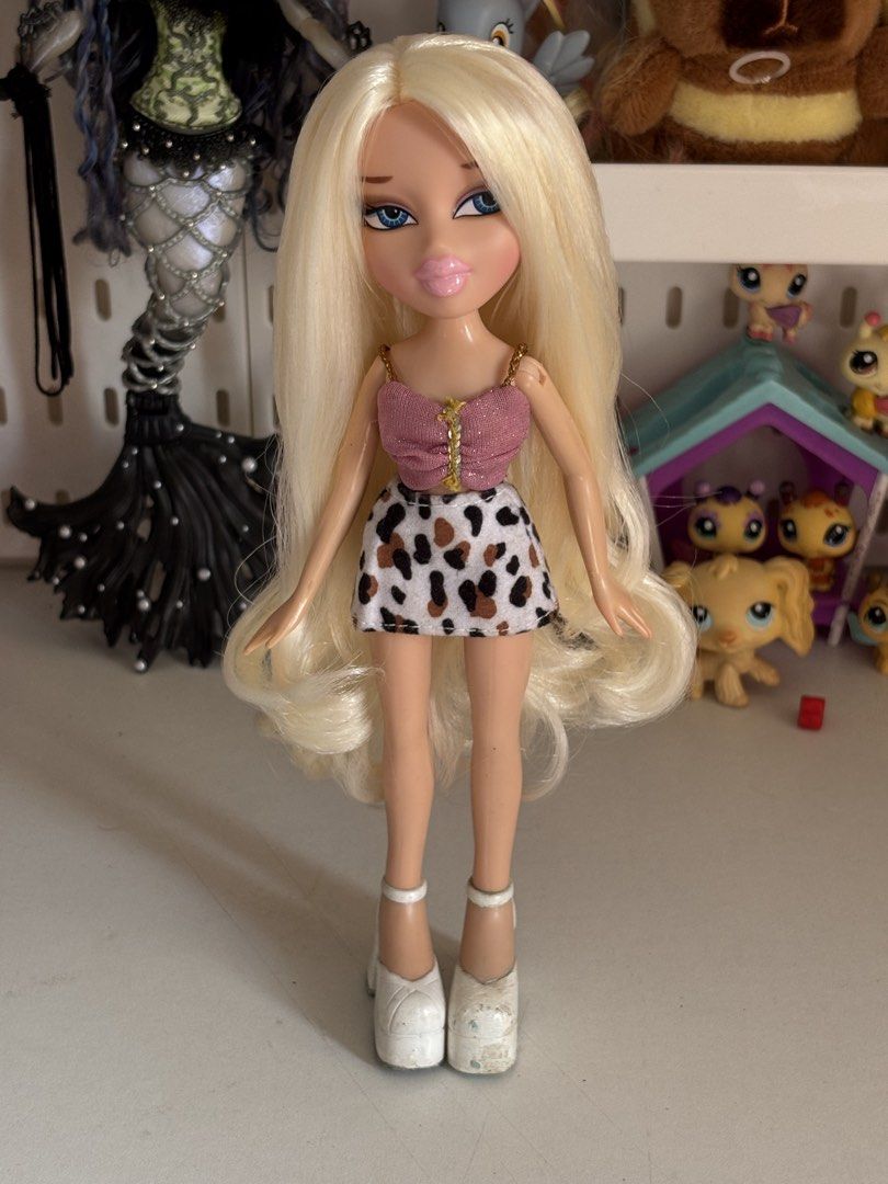 Bratz Clueless “Cher” (Nxde) (Category: Kids Toys) located in Consolacion. Submitted by mlpfun (Listing ID 1462781314, Image 3). Description: Bratz Cluess “Cher” doll nude. •will be selling her nude. •Rebodied into a normal body •Condition brandnew, just was her hair once to remove the glue. •minor lip smudge, came like that. •Hair still bouncy and full! Never na boil wash. Again nude only Also can be trade for mowalola felicia and jade. Dm me fo