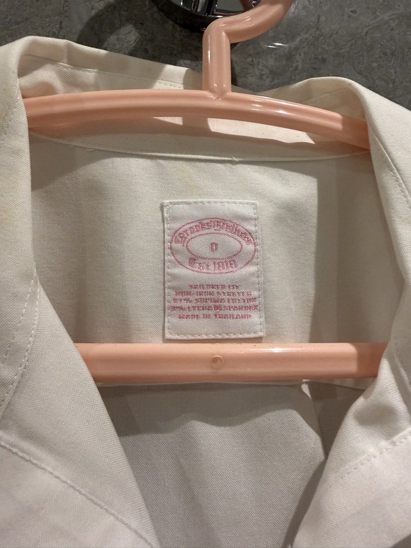 Brooks Brothers Shirt （分類：T-shirt）位於 Hong Kong。 由 isabeh 提交（商品編號 1462709726，圖片 2）。簡介： 。