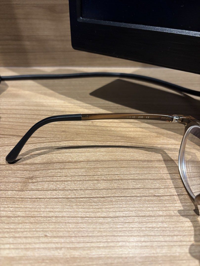 Brown Eyeglasses Frame (Category: Sunglasses & Eyewear) located in Manila. Submitted by enzosells777 (Listing ID 1462817979, Image 3). Description: - Light brown eyeglasses frame - Black accents on the arms - Currently with prescription .