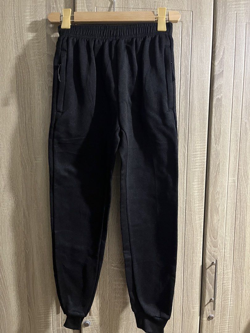 Bundle 150 fix price (Category: Babies & Kids Fashion) located in Cavite. Submitted by mainestreams (Listing ID 1462684830, Image 3). Description: Bundle Short and jogger pants No brand 8y to 10y.