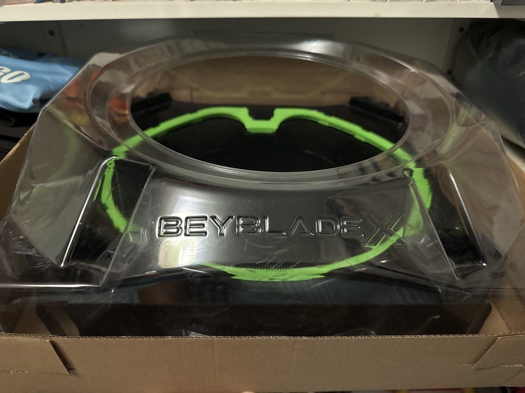 BX-17 陀螺盤 全套有盒 （分類：動作及對戰玩具）位於 Hong Kong。 由 uzeototo 提交（商品編號 1462872095，圖片 3）。簡介： 連陀螺 發射器 冇code $可議 屯門交收。
