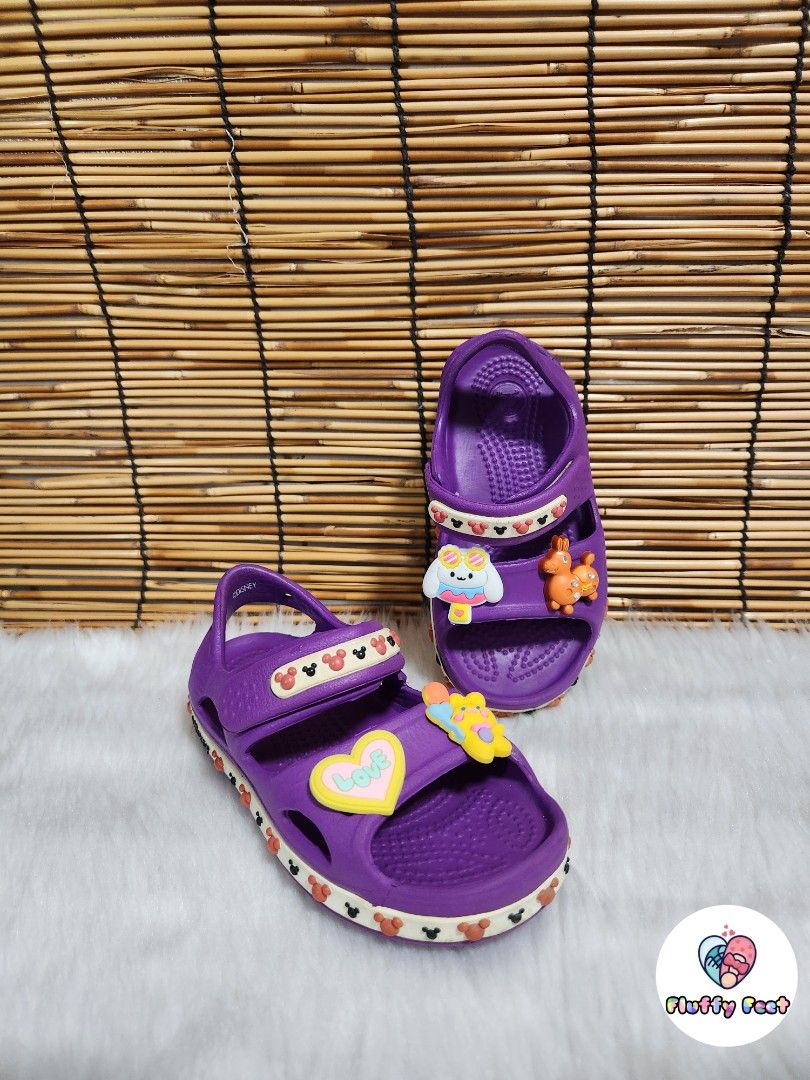 C7- Preloved Original Crocs for kids (Category: Babies & Kids Fashion) located in Navotas City. Submitted by FluffyFeet (Listing ID 1462868161, Image 2). Description: NEW ARRIVAL❗️ This is a PRELOVED ORIGINAL CROCS FOR KIDS❗️ Please manage your expectations ❤️ 📌Strictly MINE NOW, PAY NOW ONLY❗️ (Unless suki na po na maayos kausap at iwas cancellation) 📌You may ask for other photos before placing an order/s STRICTLY NO RETURN, NO EXCHANGE UNLESS